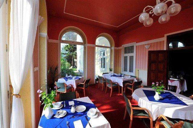 Misefa Kastely Bed & Breakfast Eksteriør bilde